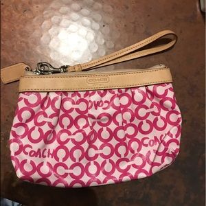Purse wristlet